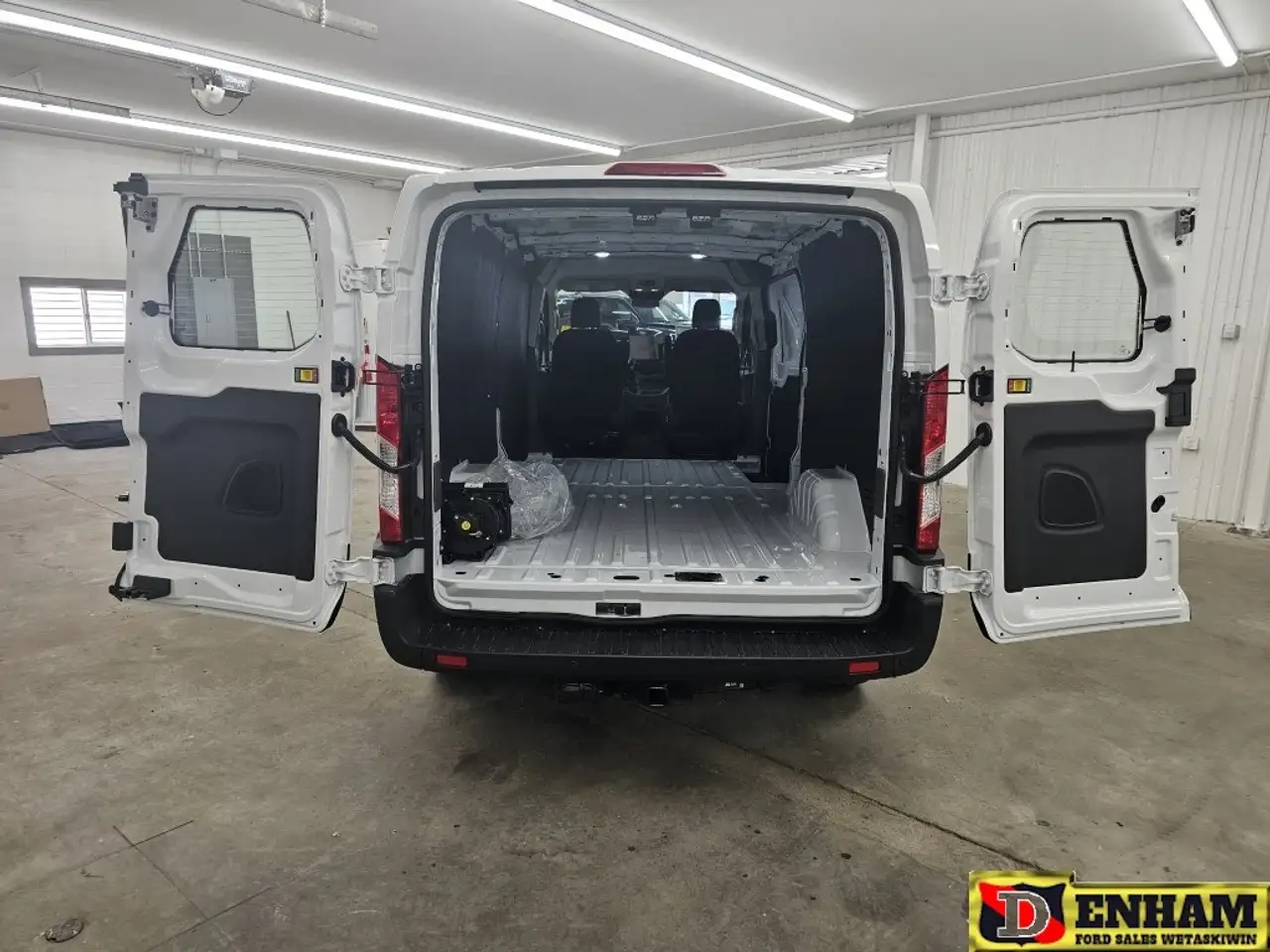 Ford Transit Cargo Van photo Ford Transit Cargo Van
