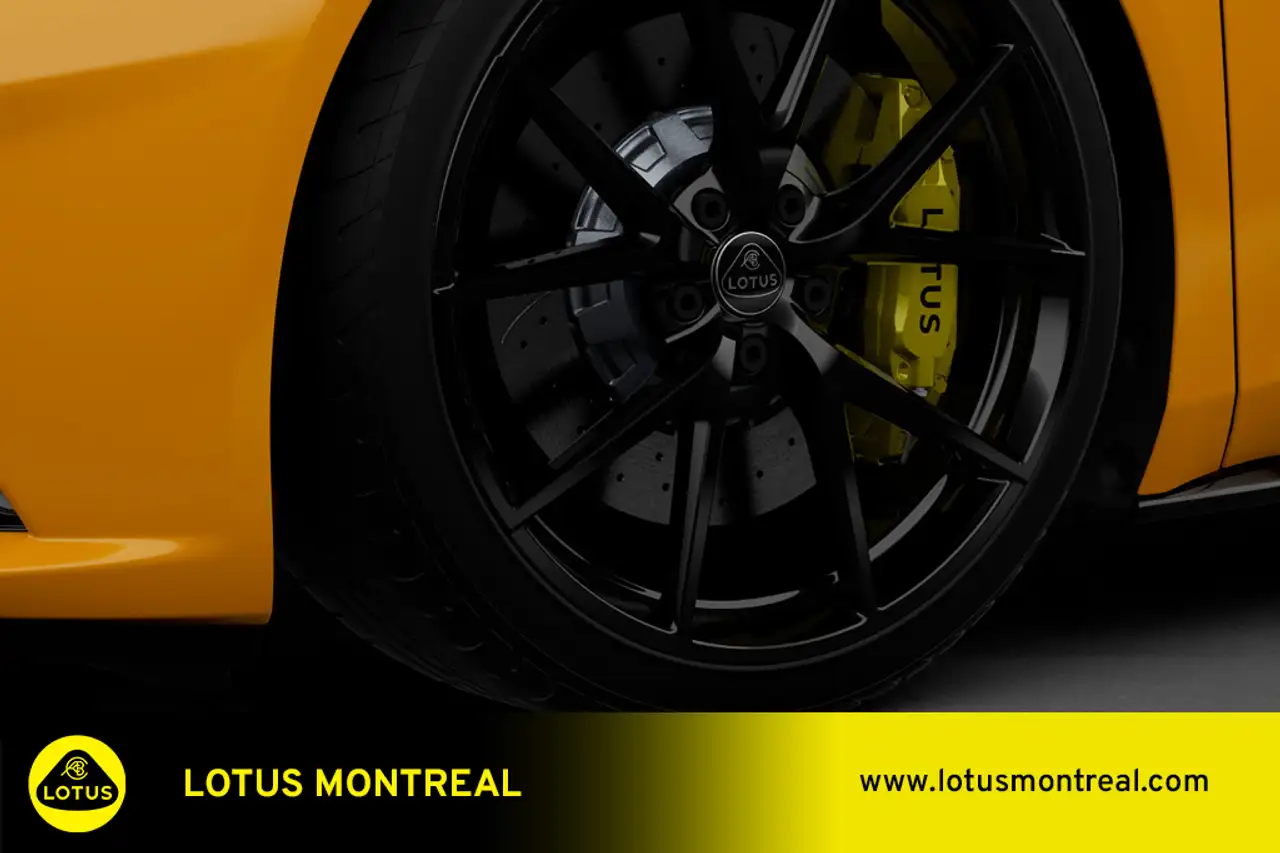 Lotus Emira снимка Lotus Emira