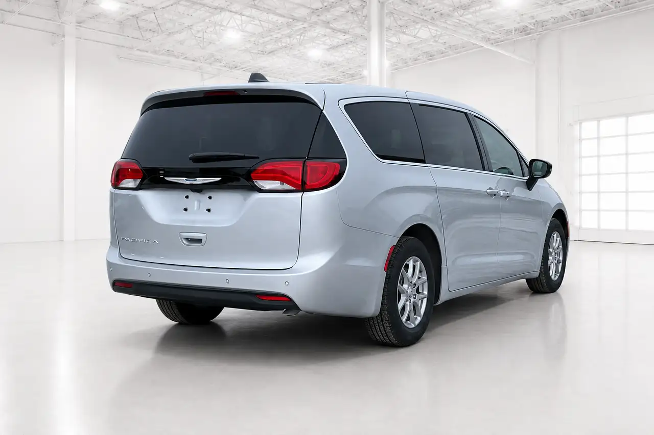 Chrysler Grand Caravan photo Chrysler Grand Caravan