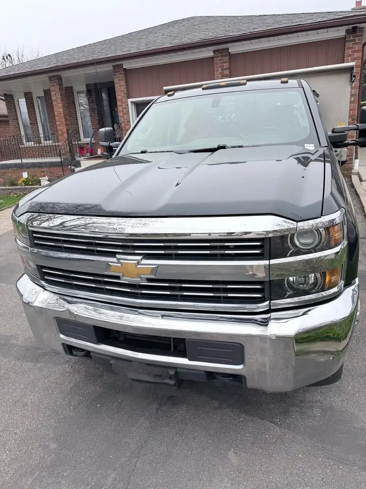 Chevrolet Silverado 3500 снимка Chevrolet Silverado 3500