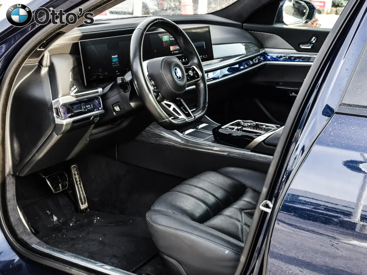 BMW 7 Series снимка BMW 7 Series