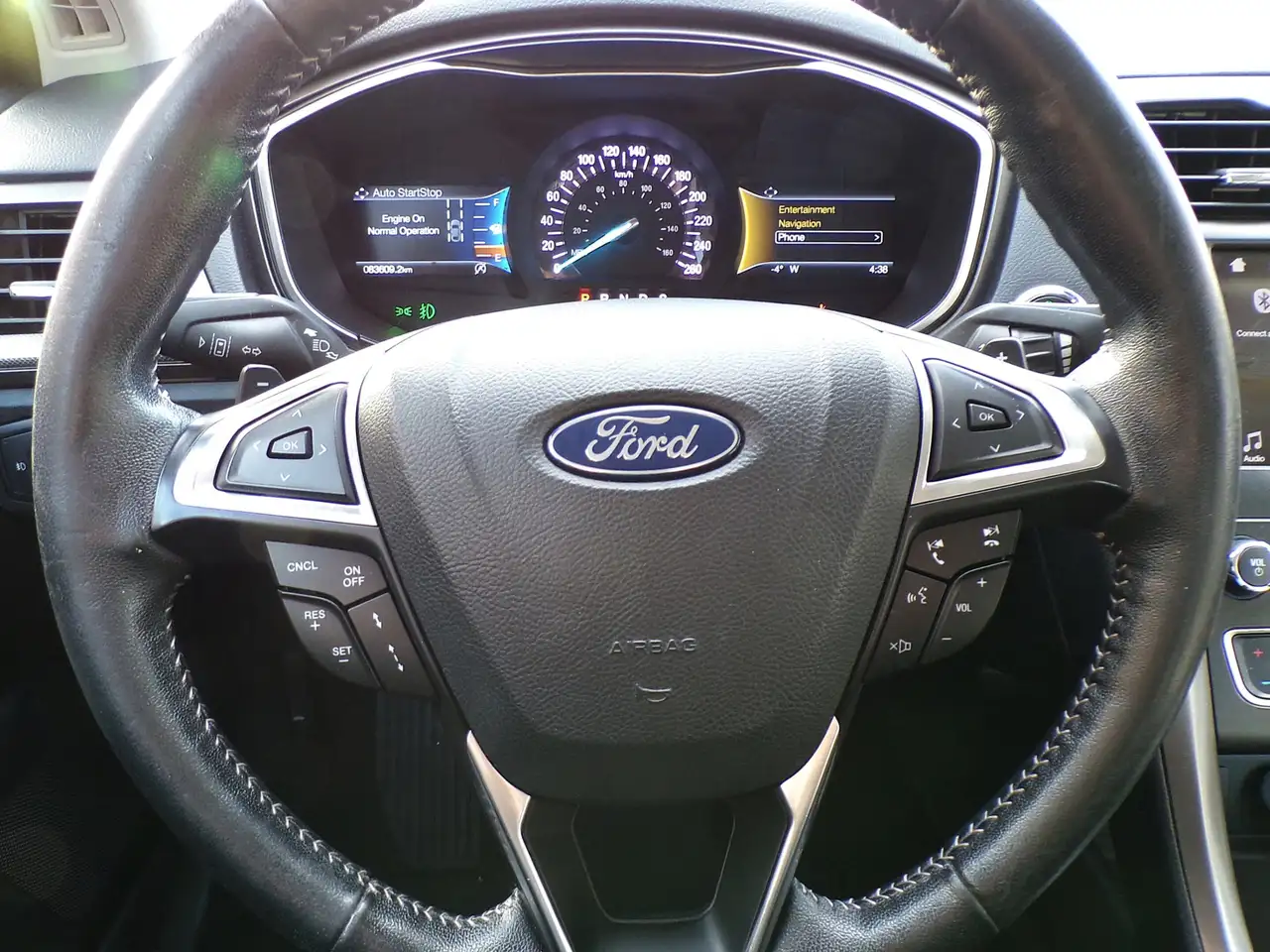 Ford Fusion снимка Ford Fusion
