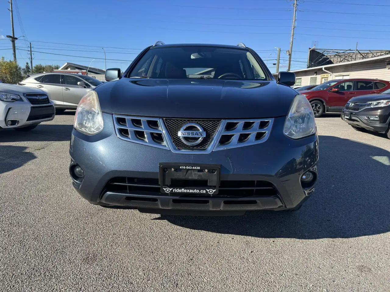 Nissan Rogue снимка Nissan Rogue