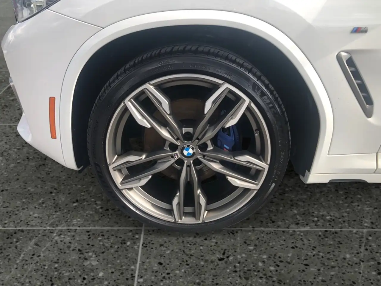 BMW X3 photo BMW X3