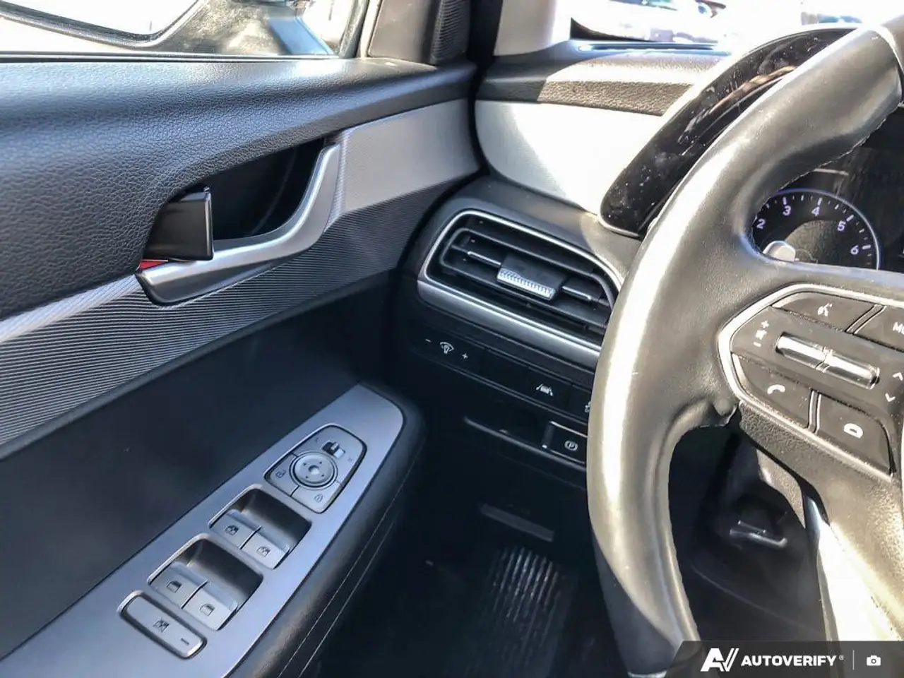 Hyundai PALISADE photo Hyundai PALISADE