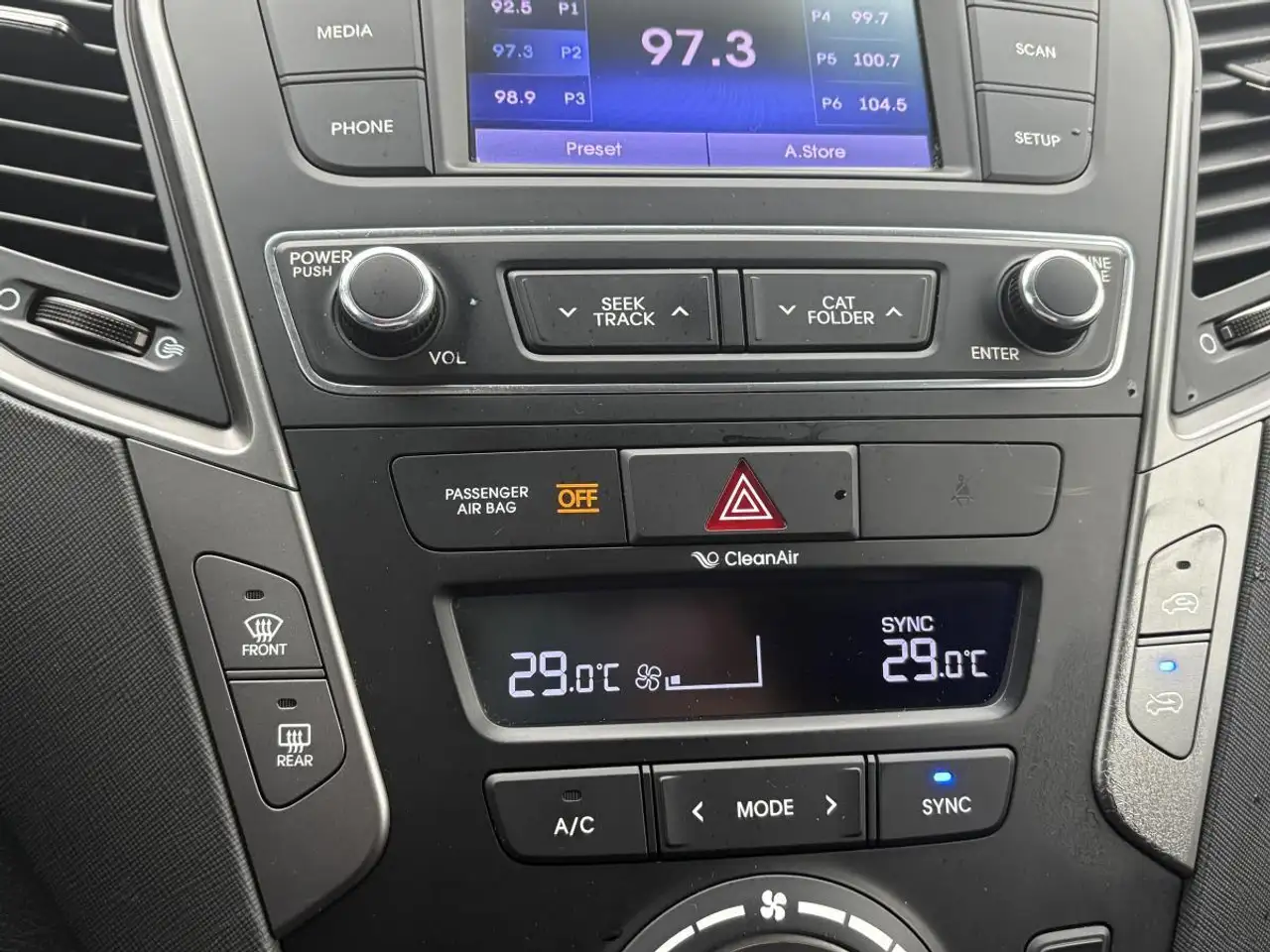Hyundai SANTA FE снимка Hyundai SANTA FE