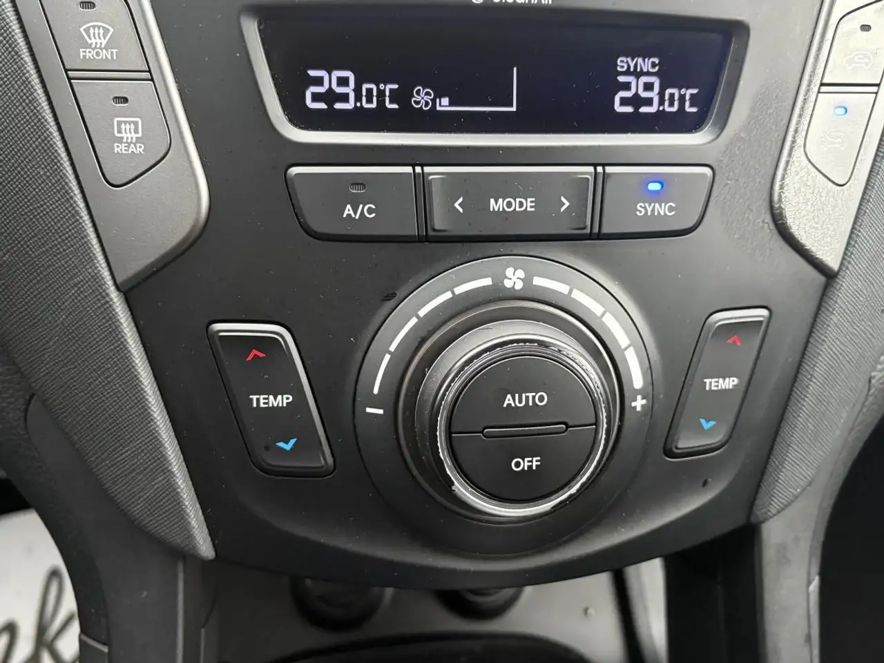 Hyundai SANTA FE снимка Hyundai SANTA FE