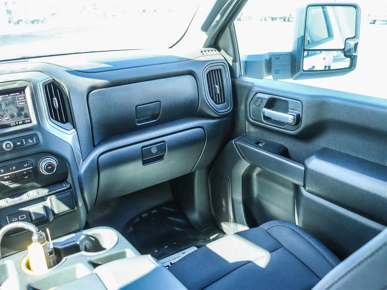 Chevrolet Silverado 3500 снимка Chevrolet Silverado 3500