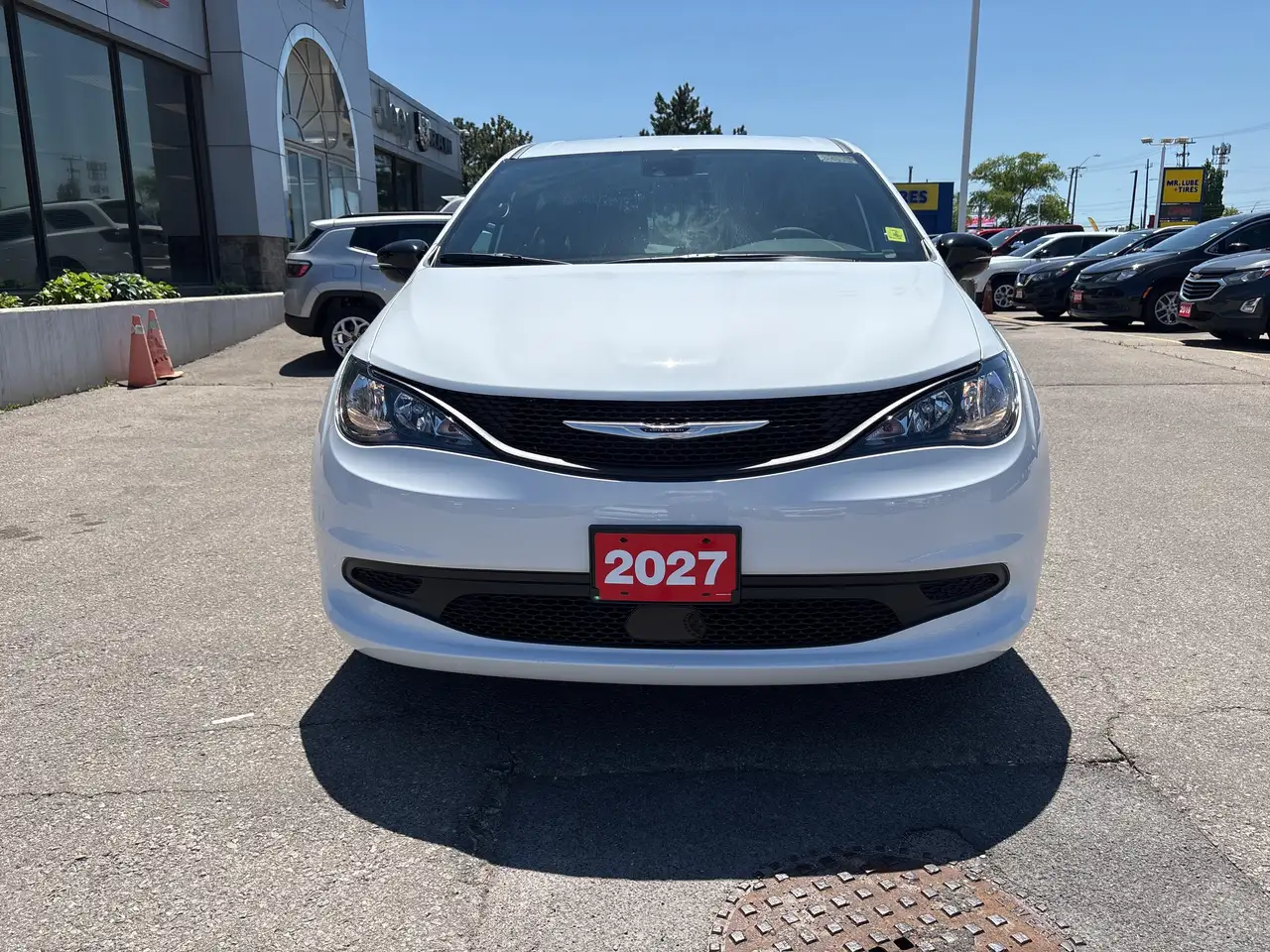 Chrysler Grand Caravan photo Chrysler Grand Caravan