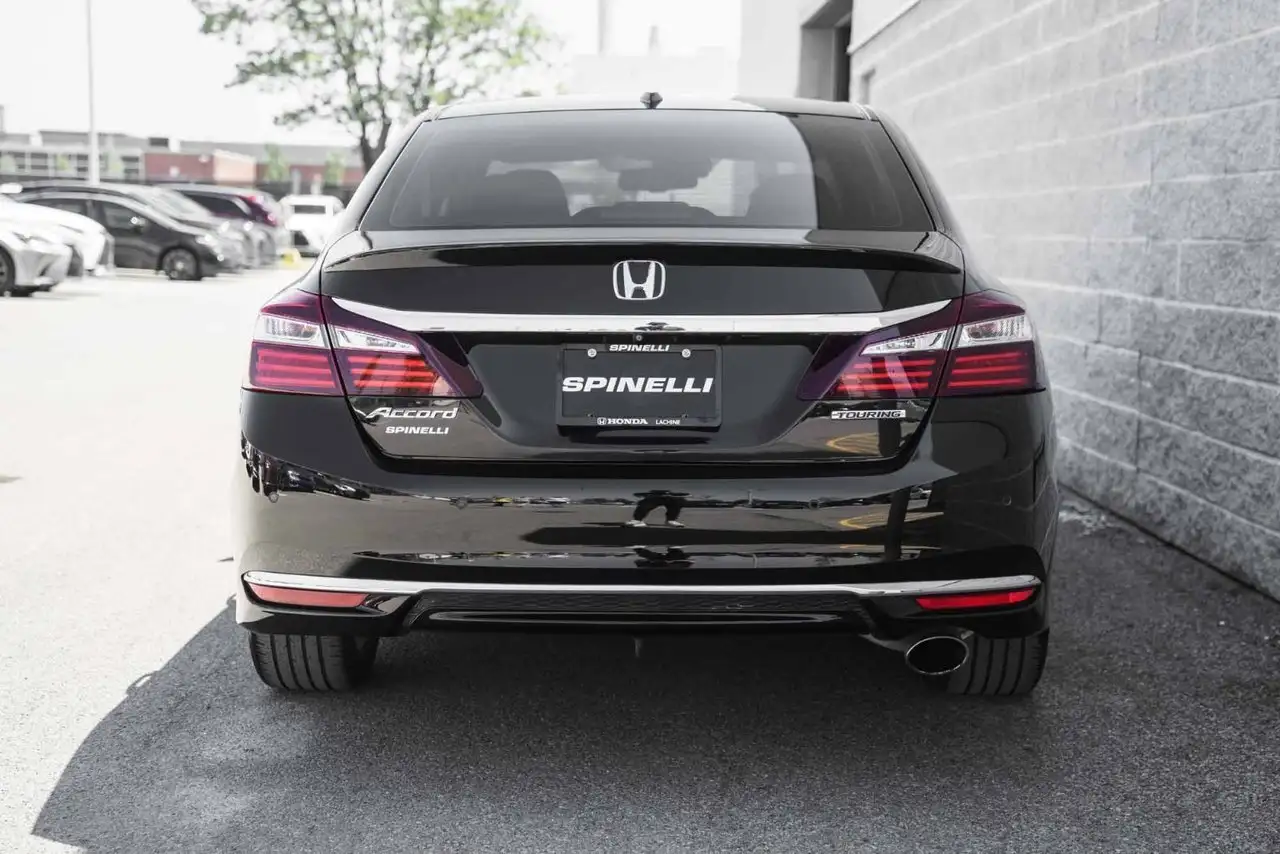 Honda Accord снимка Honda Accord