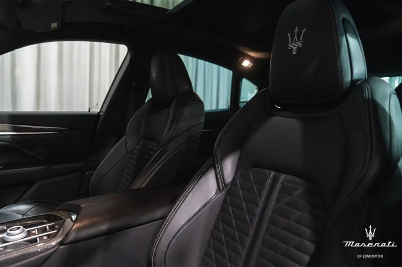 Maserati Levante снимка Maserati Levante