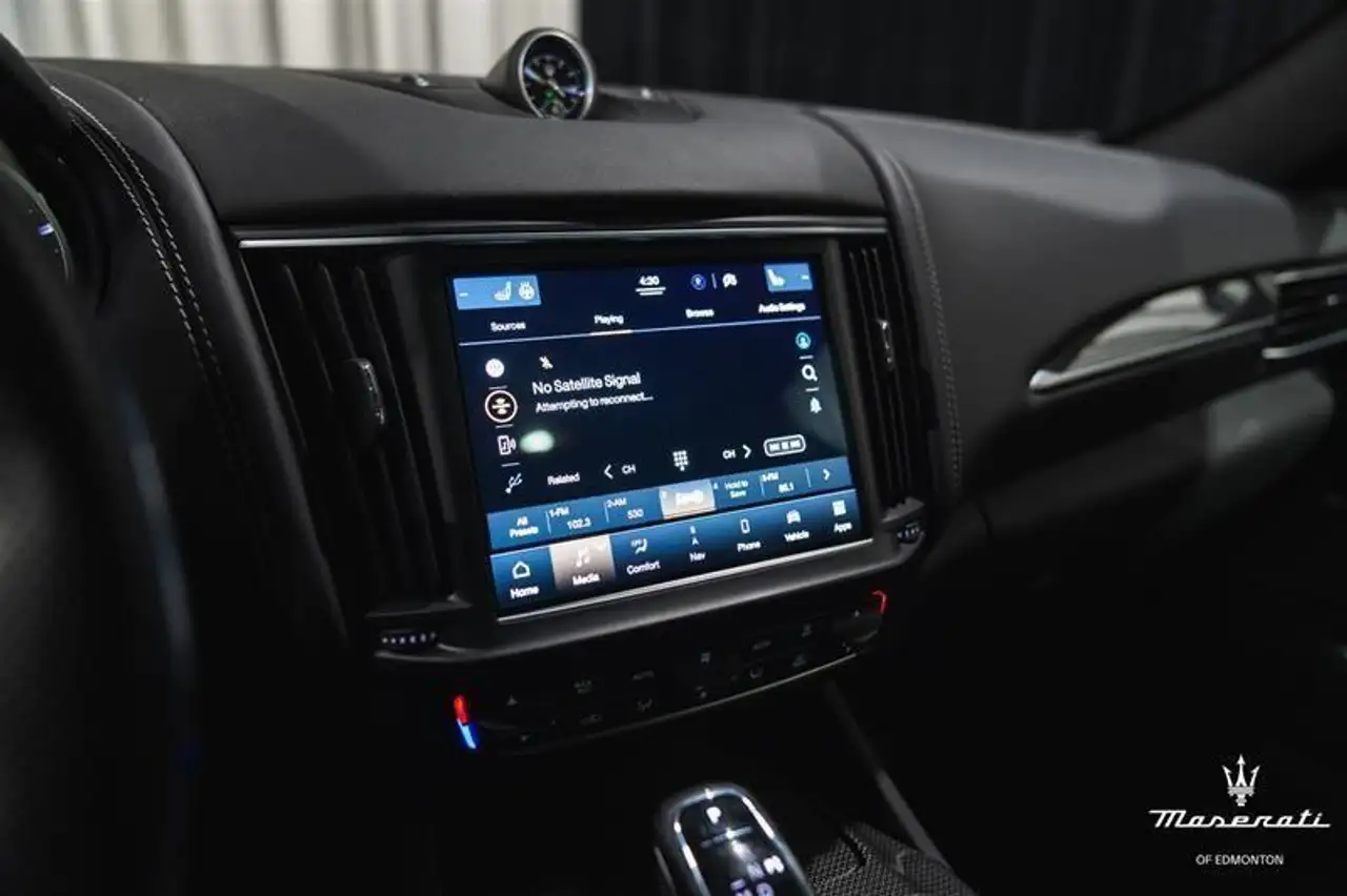 Maserati Levante снимка Maserati Levante