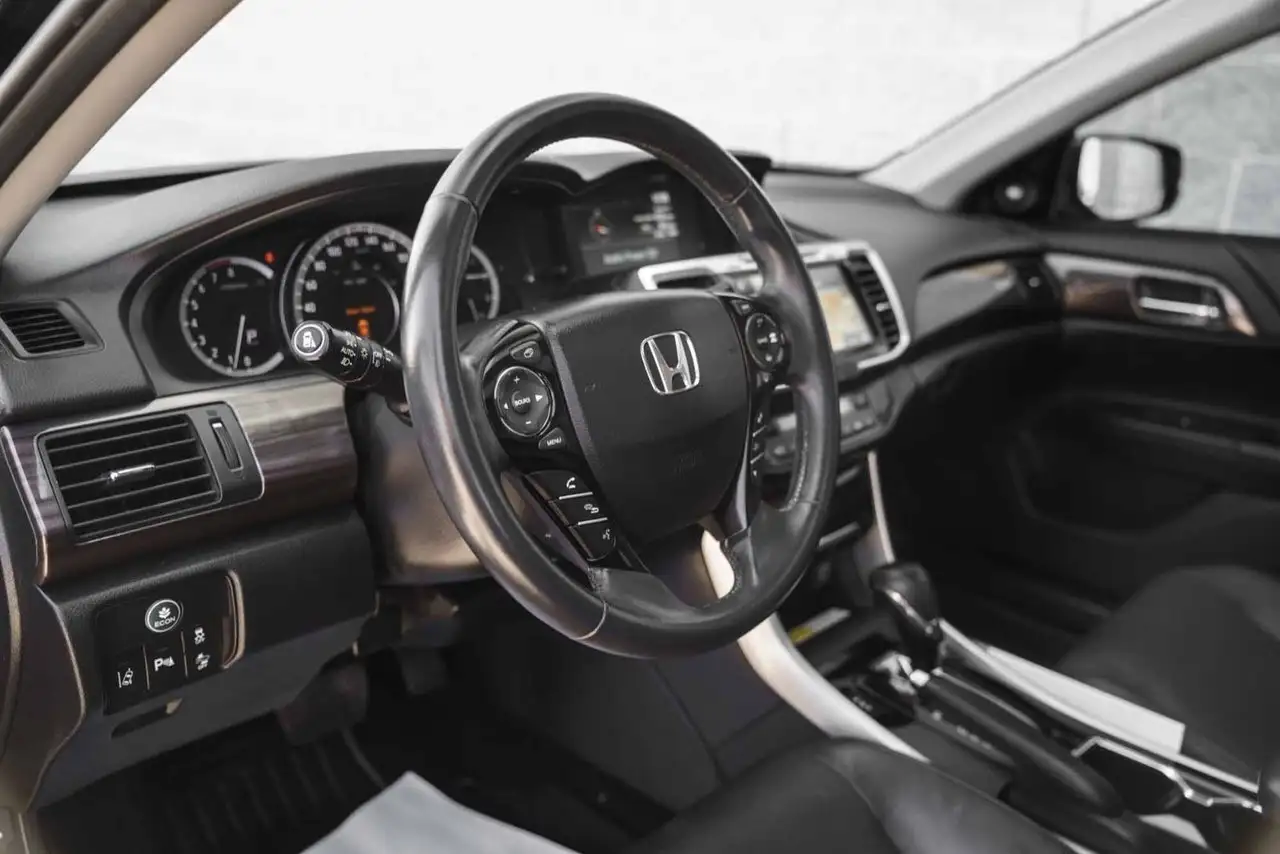 Honda Accord снимка Honda Accord