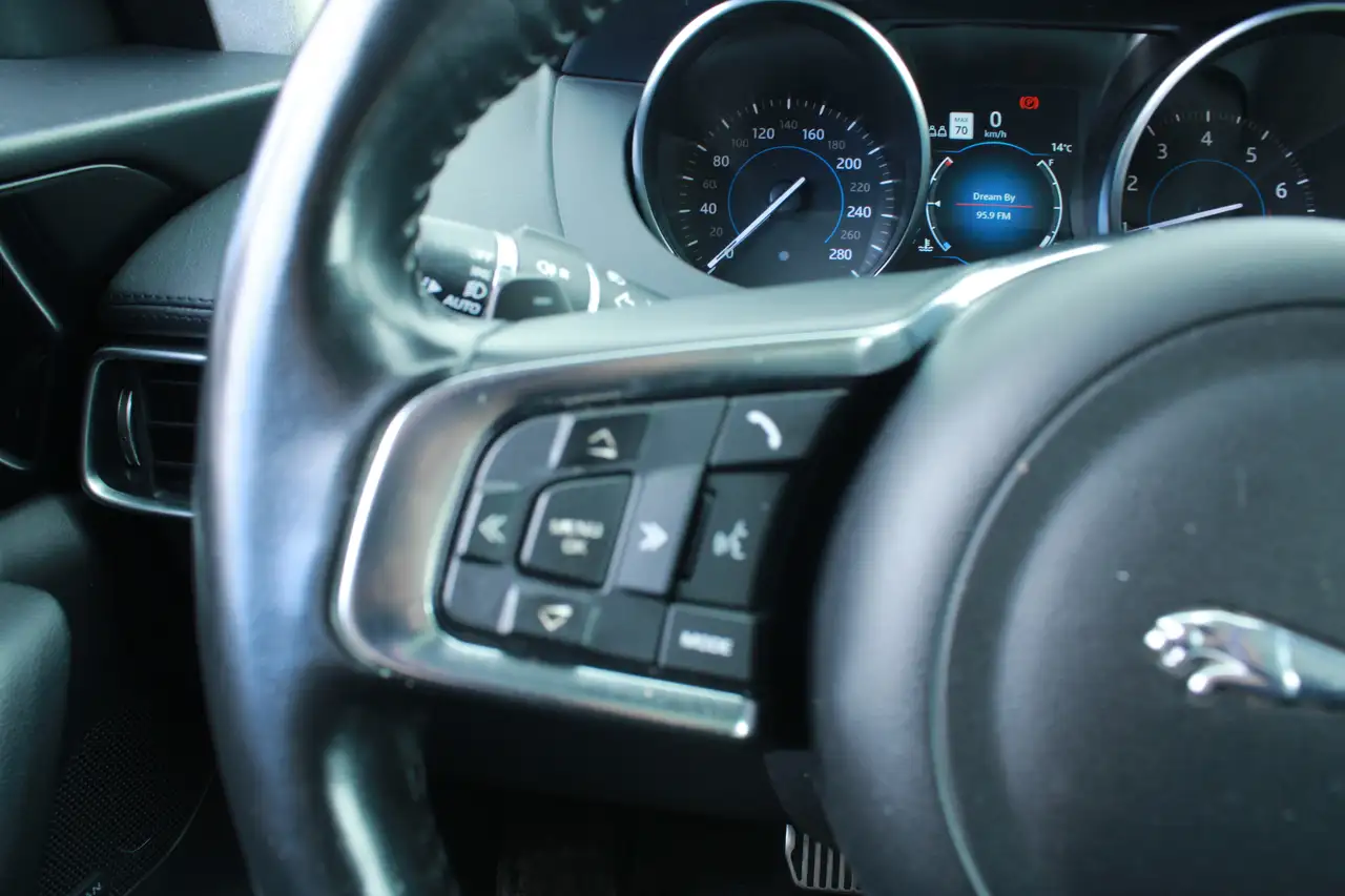 Jaguar F-Pace fotografie Jaguar F-Pace