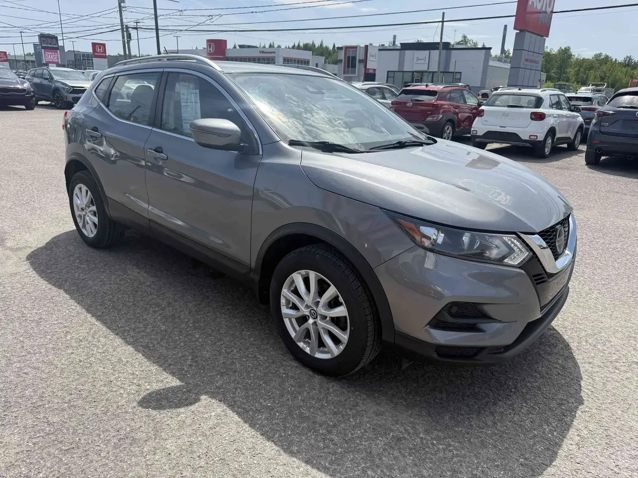 Nissan Qashqai снимка Nissan Qashqai