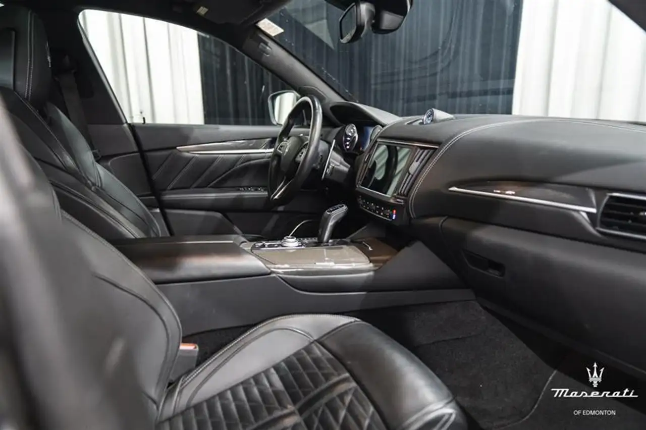 Maserati Levante снимка Maserati Levante