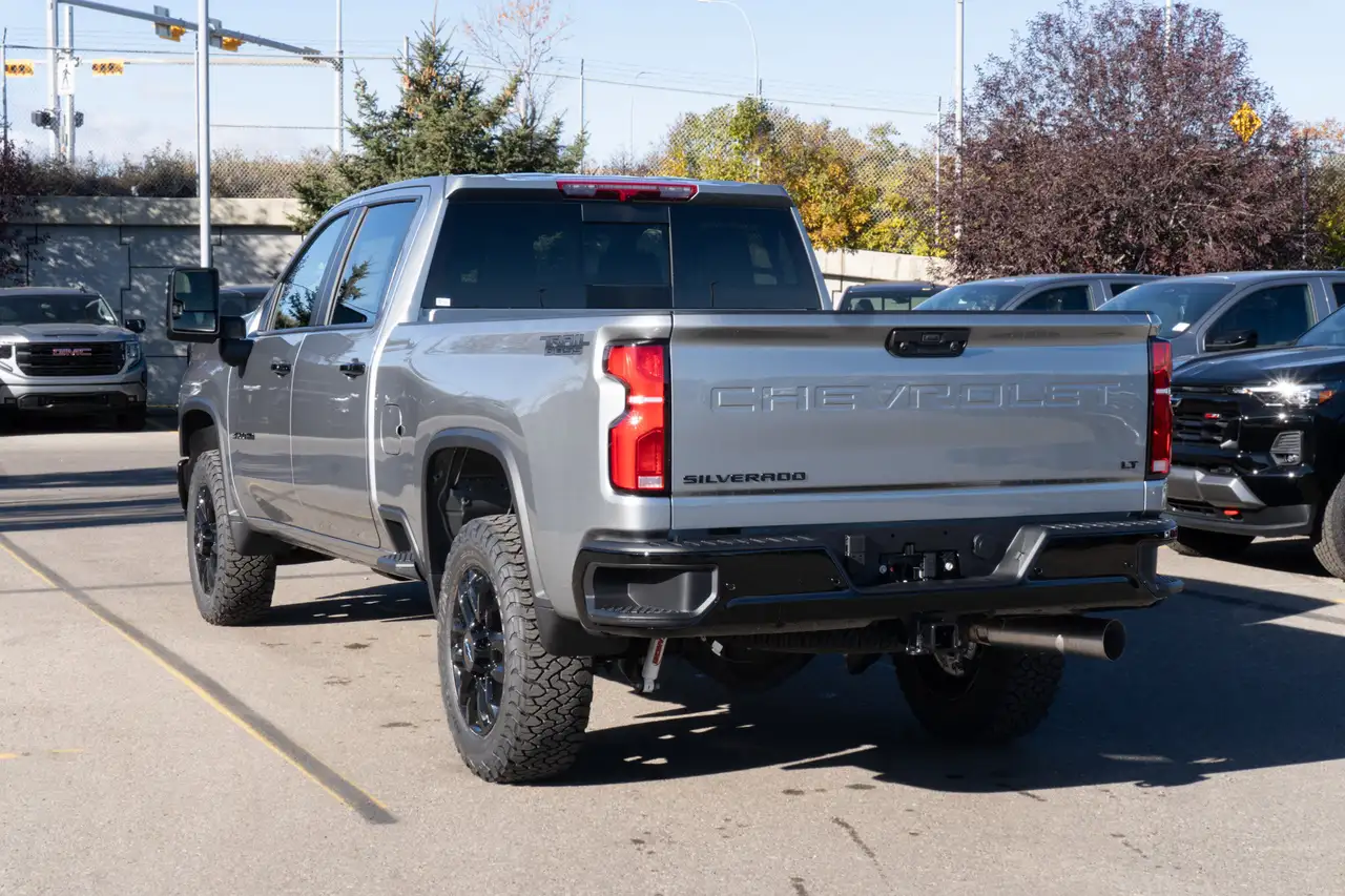 Chevrolet Silverado 3500 снимка Chevrolet Silverado 3500