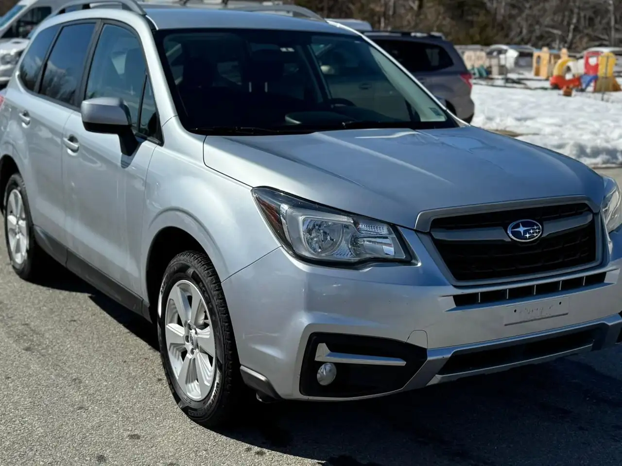 Subaru Forester снимка Subaru Forester