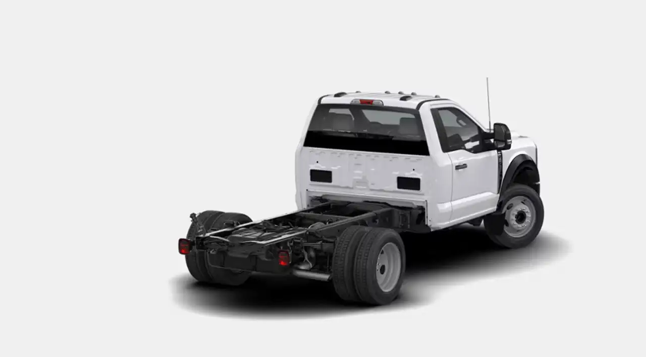 Ford F-550 Super Duty снимка Ford F-550 Super Duty