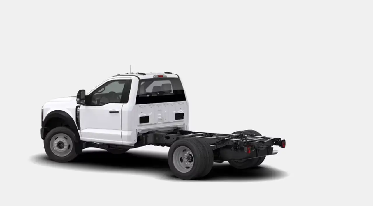 Ford F-550 Super Duty снимка Ford F-550 Super Duty