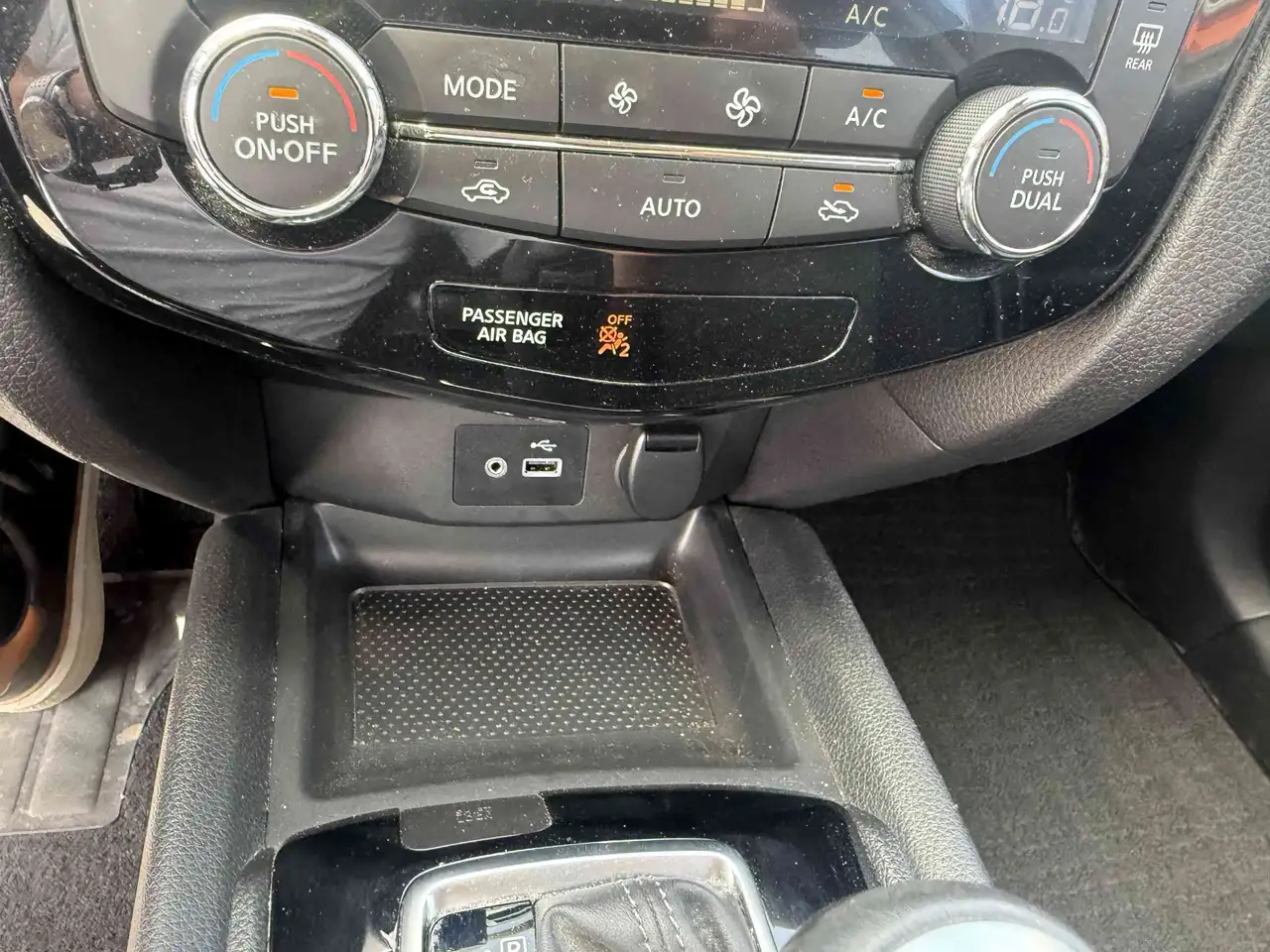 Nissan Qashqai снимка Nissan Qashqai