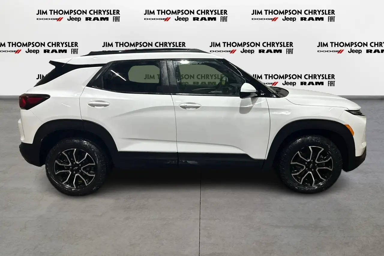 Chevrolet Trailblazer photo Chevrolet Trailblazer