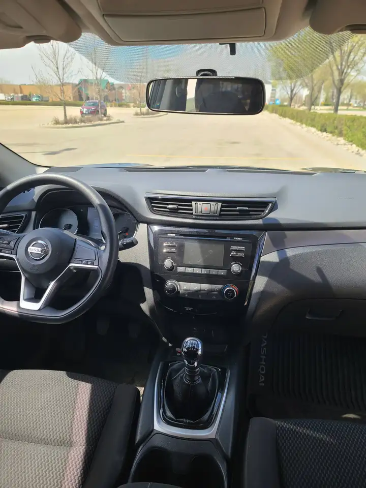 Nissan Qashqai photo Nissan Qashqai