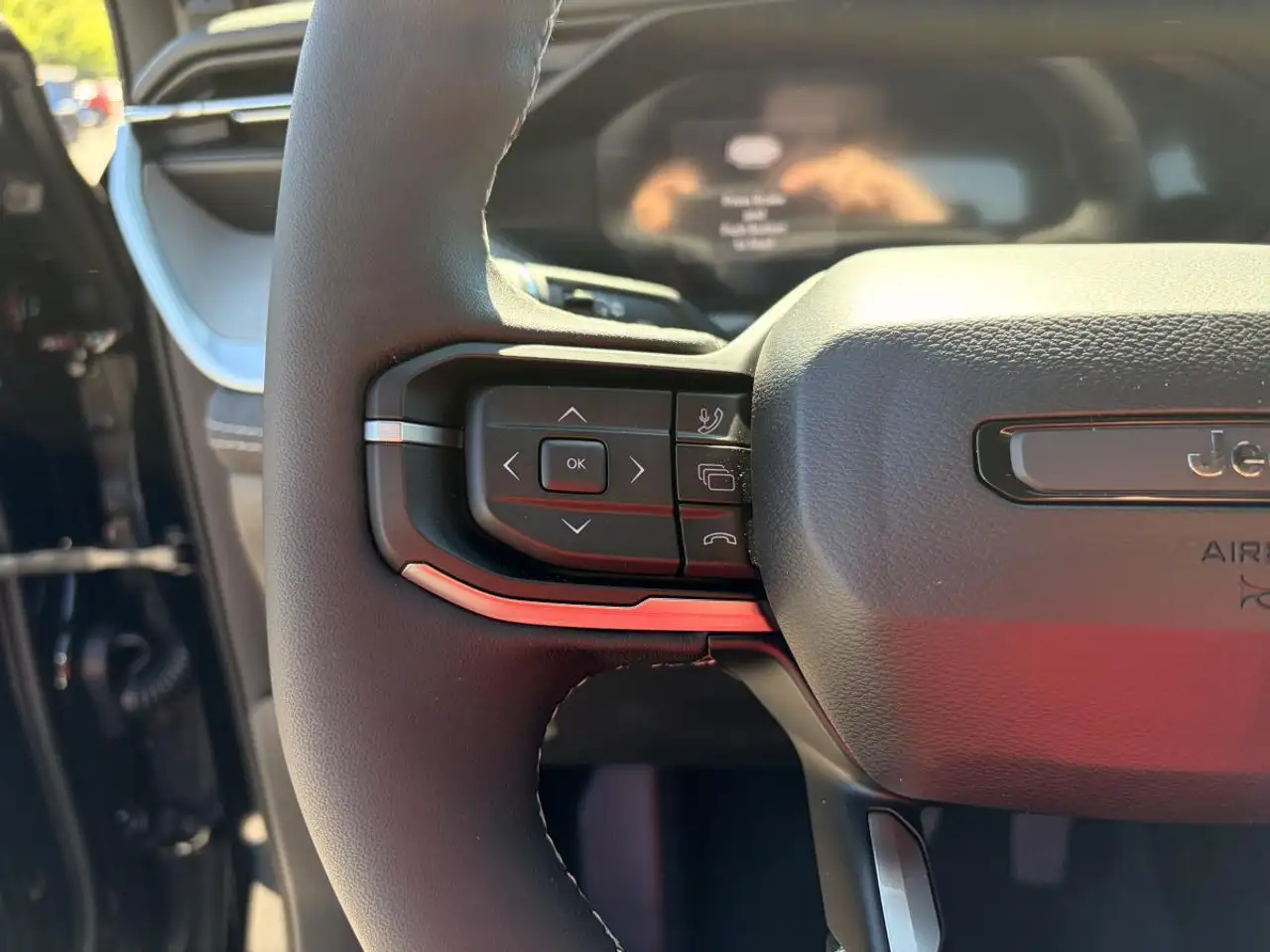 Jeep Cherokee снимка Jeep Cherokee