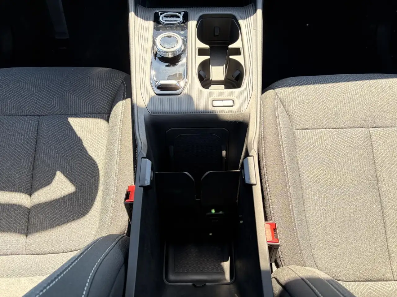 Jeep Cherokee снимка Jeep Cherokee