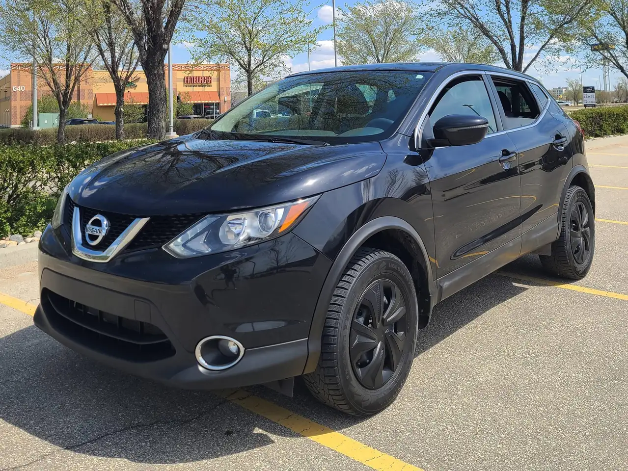 Nissan Qashqai photo Nissan Qashqai
