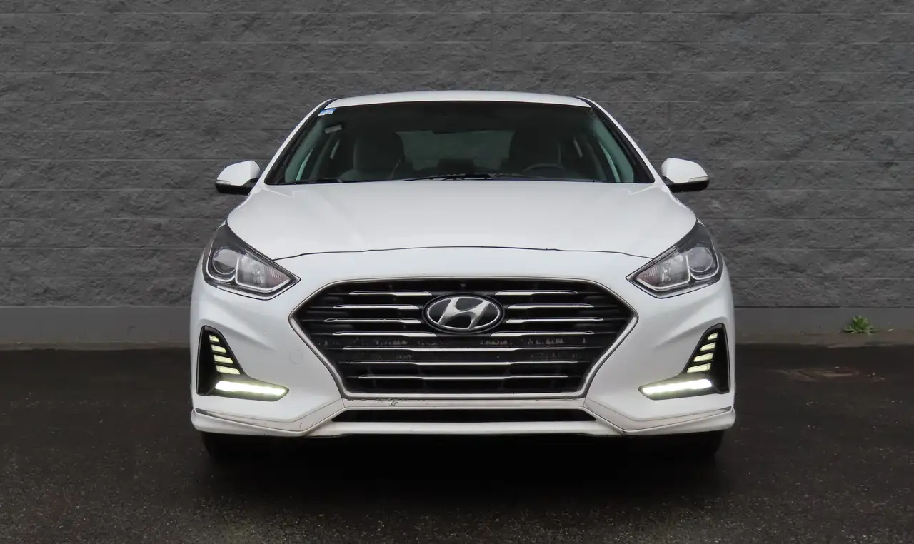 Hyundai SONATA photo Hyundai SONATA