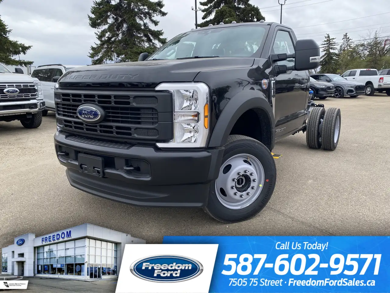 Ford F-550 Super Duty снимка Ford F-550 Super Duty