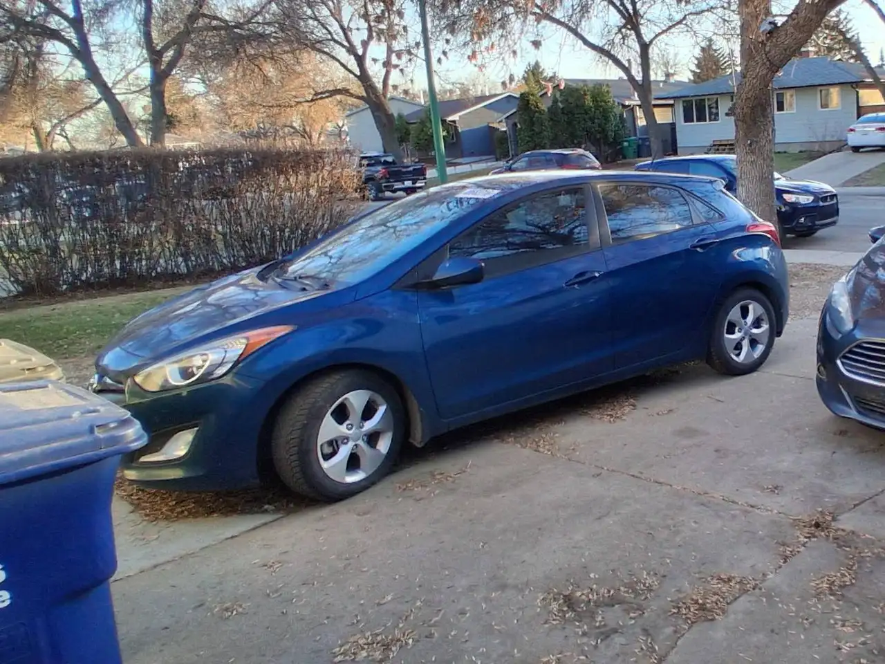 Hyundai ELANTRA снимка Hyundai ELANTRA