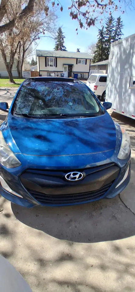 Hyundai ELANTRA снимка Hyundai ELANTRA