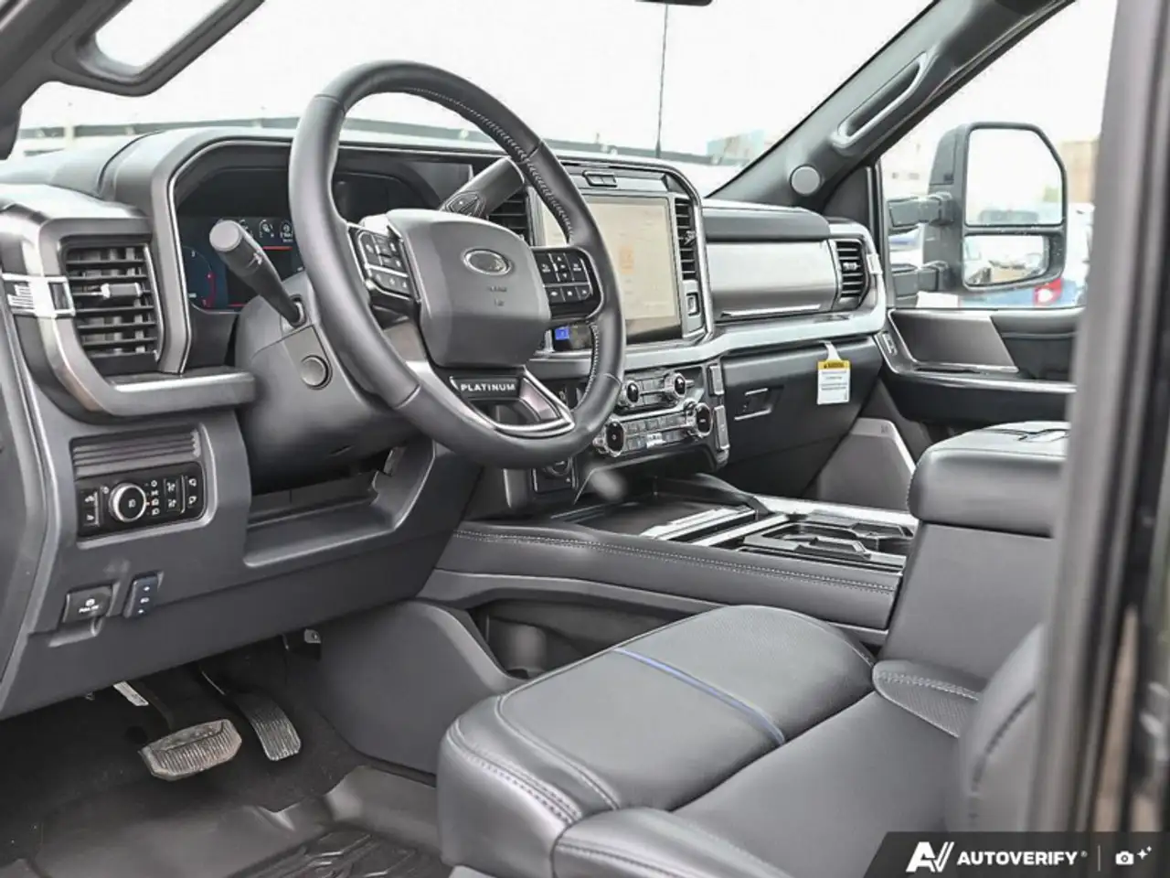 Ford F-450 Super Duty снимка Ford F-450 Super Duty