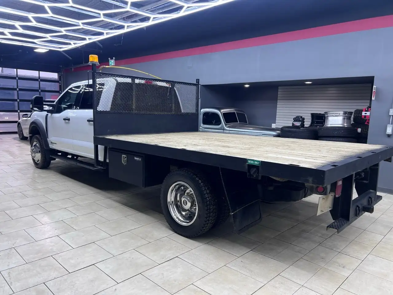 Ford F-550 Super Duty снимка Ford F-550 Super Duty