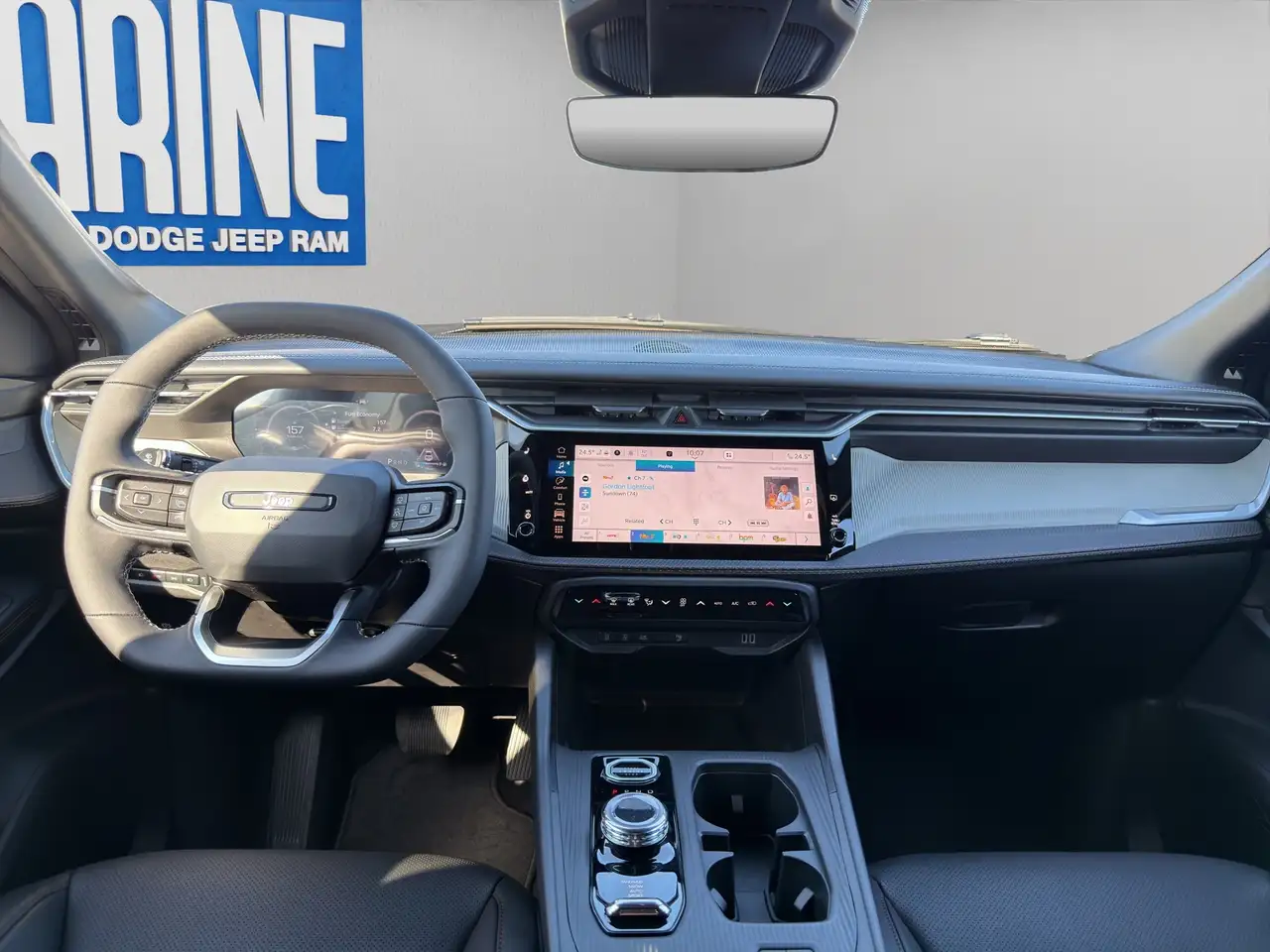 Jeep Cherokee снимка Jeep Cherokee
