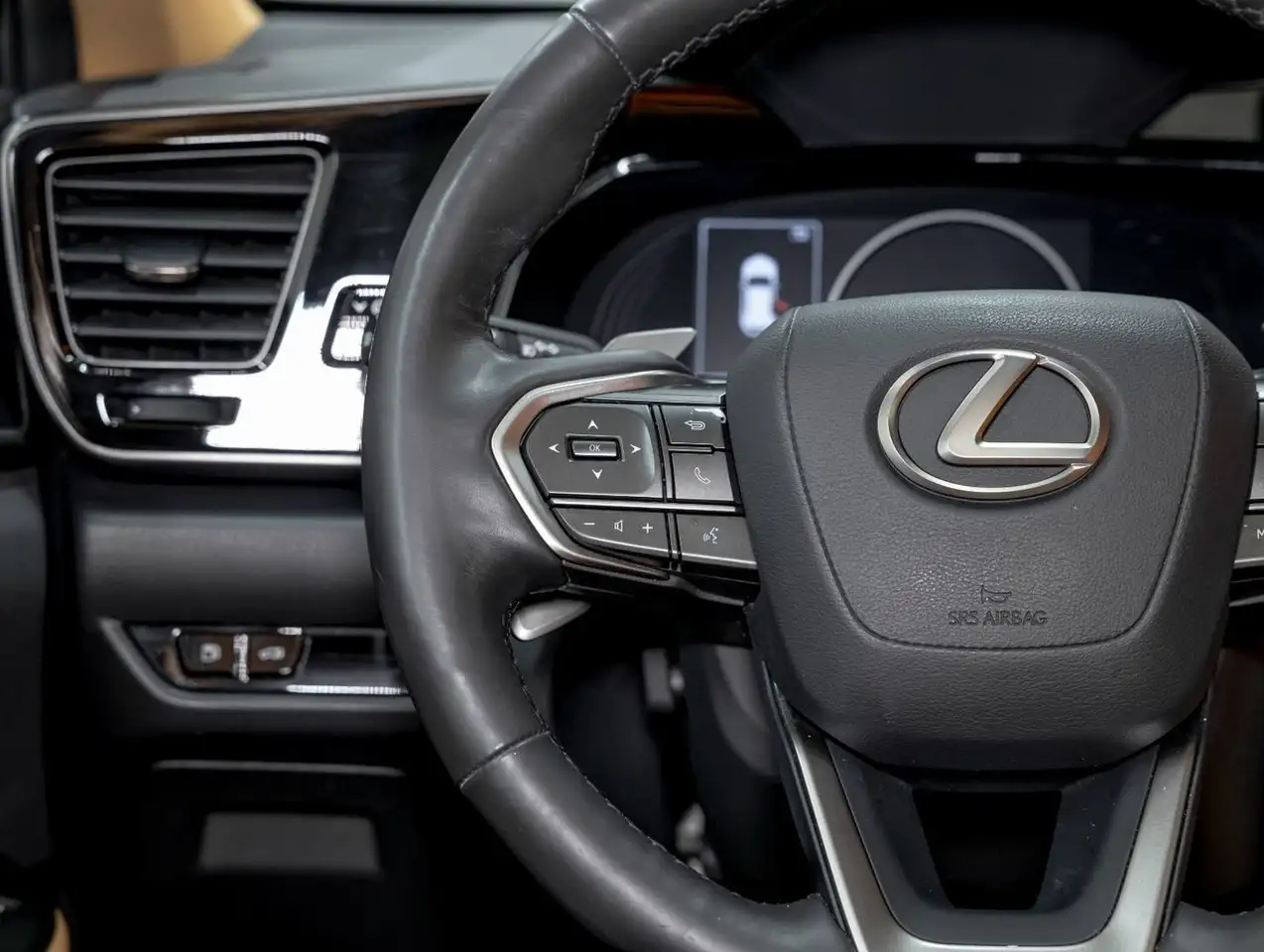 Lexus NX fotografie Lexus NX