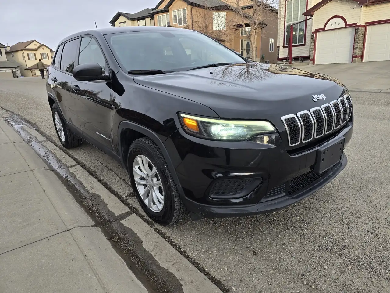 Jeep Cherokee снимка Jeep Cherokee