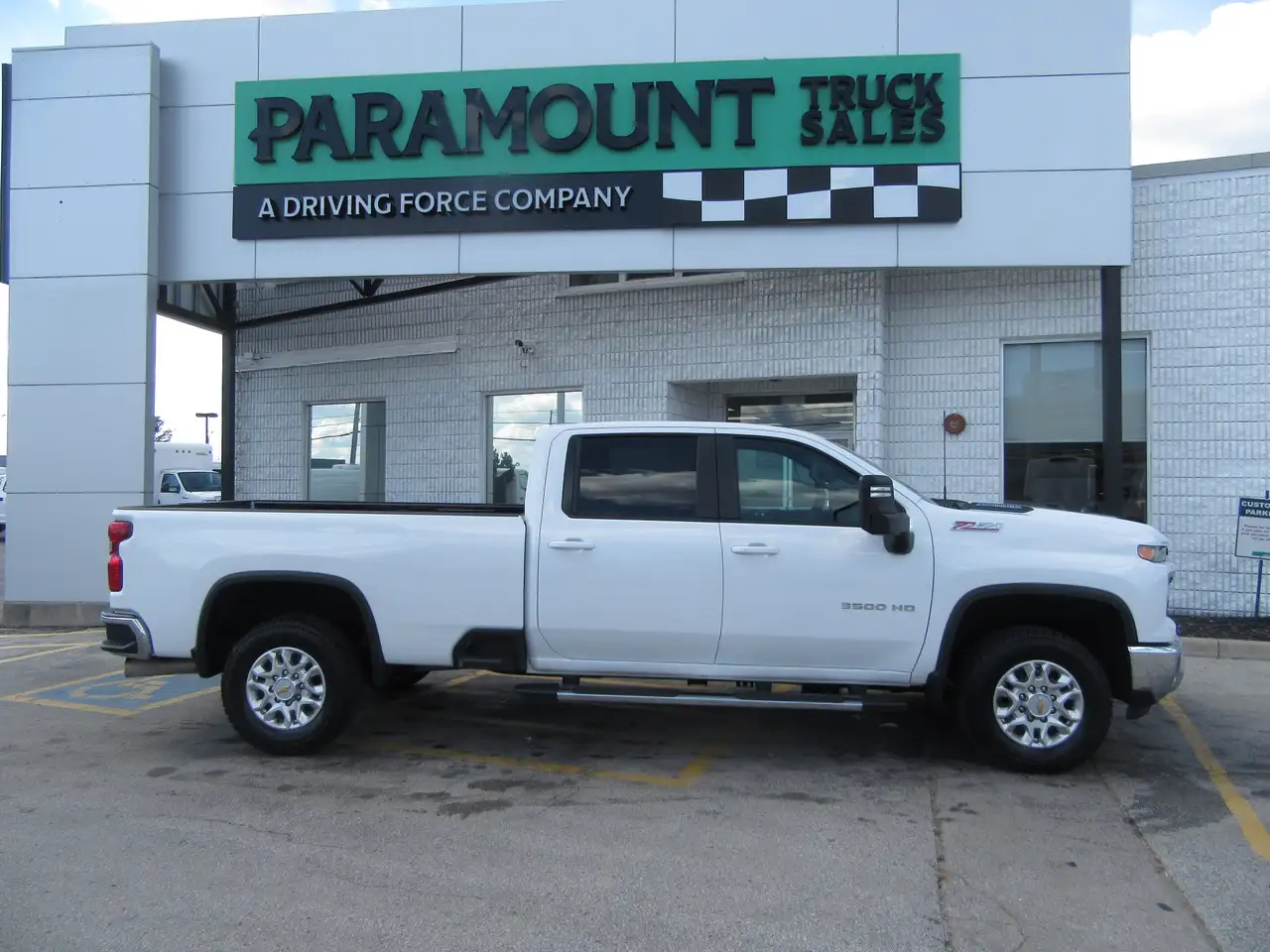 Chevrolet Silverado 3500 photo Chevrolet Silverado 3500