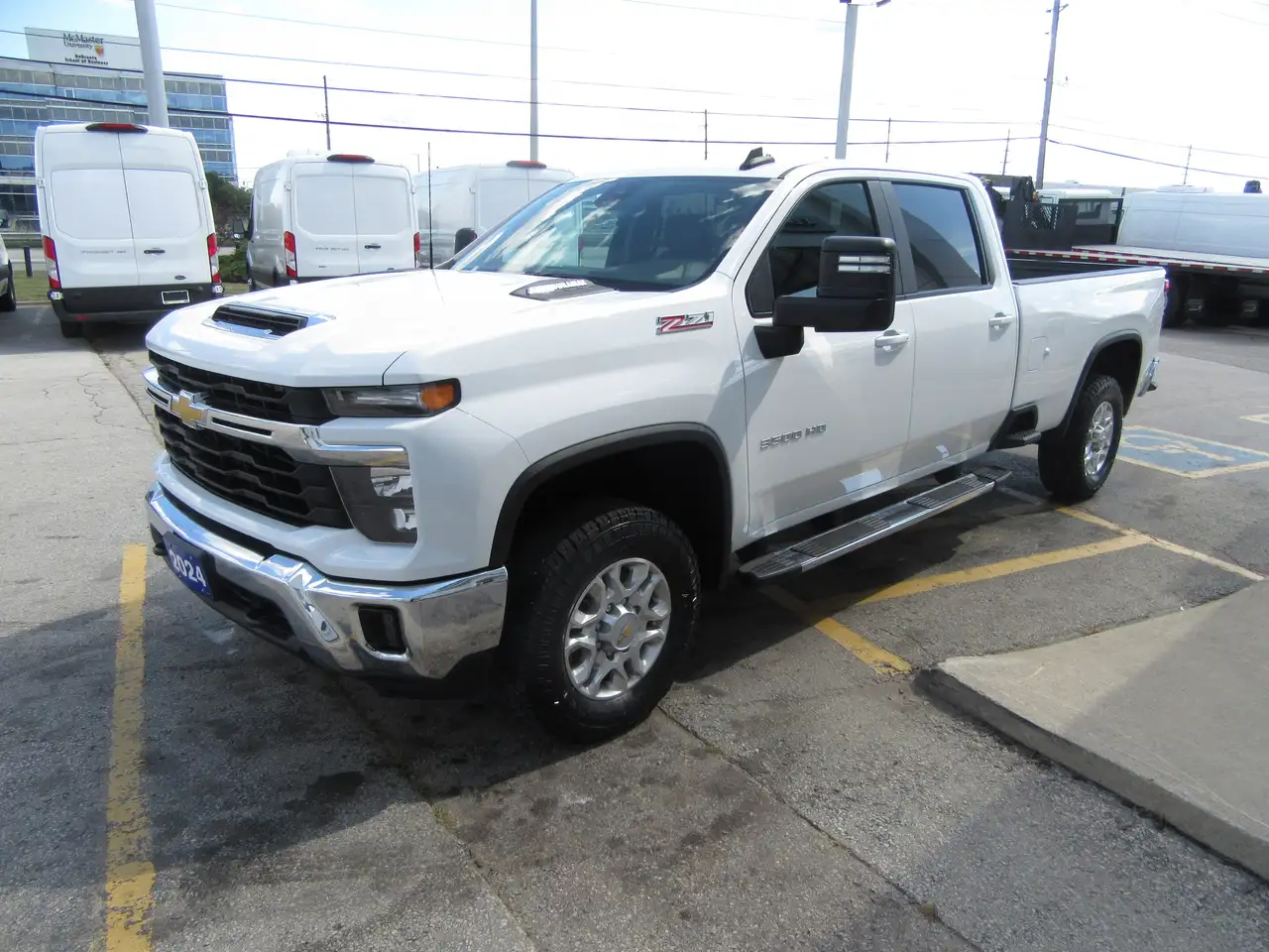 Chevrolet Silverado 3500 photo Chevrolet Silverado 3500