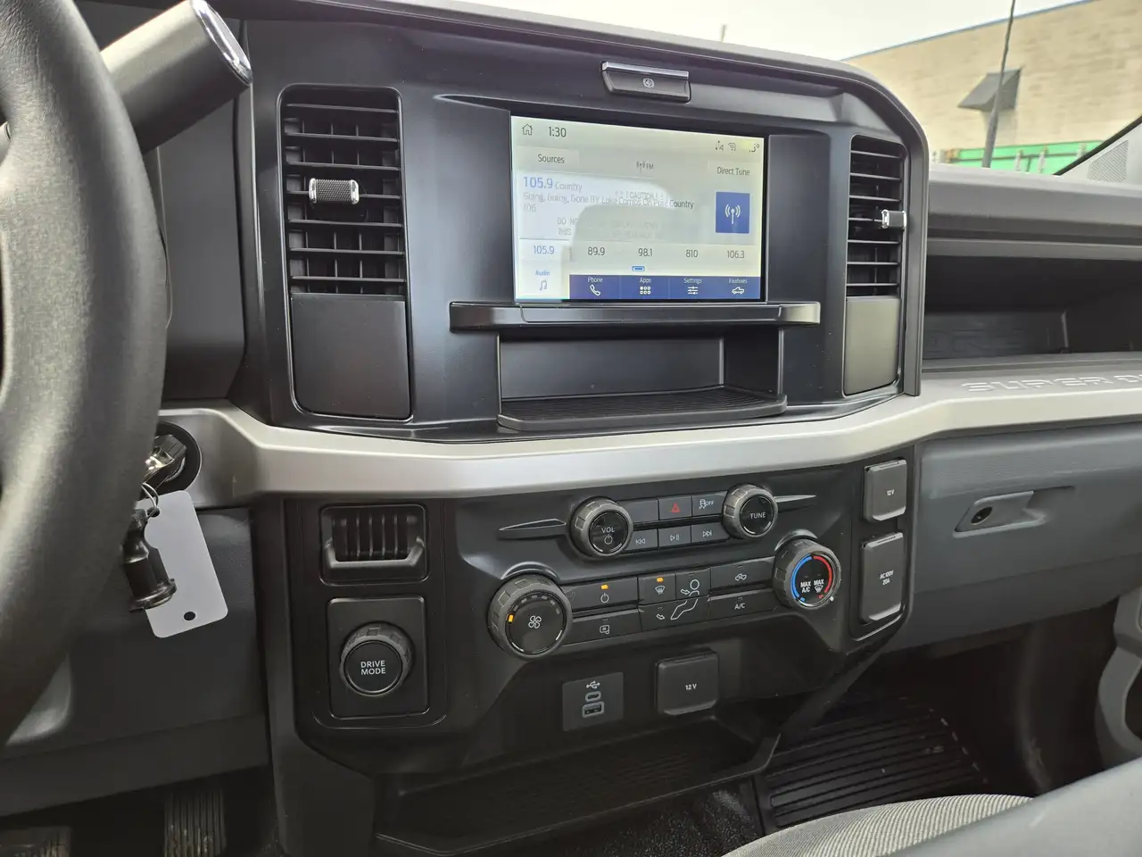 Ford F-550 Super Duty снимка Ford F-550 Super Duty