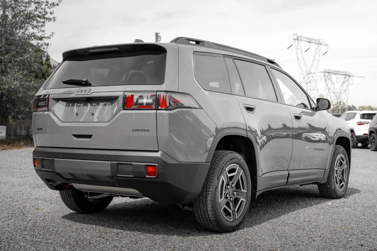 Jeep Cherokee снимка Jeep Cherokee