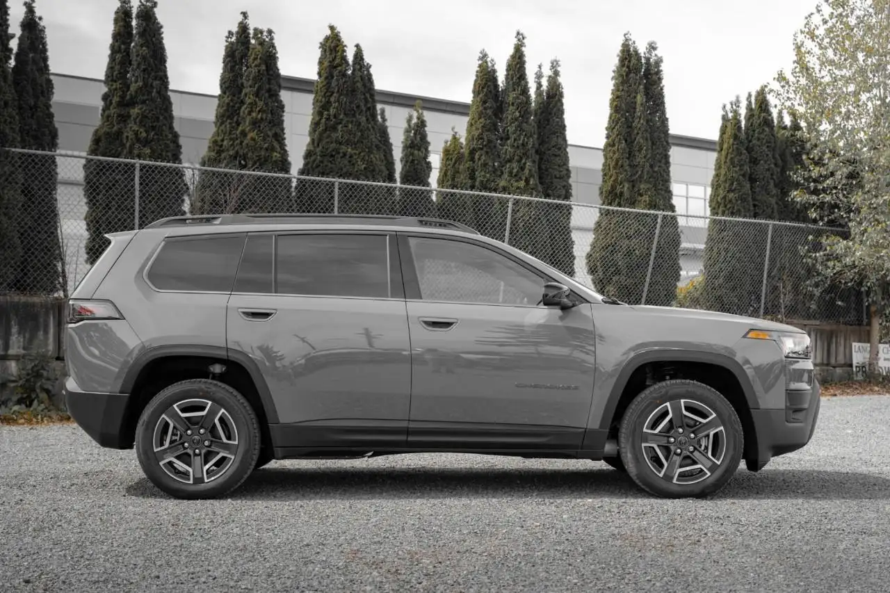 Jeep Cherokee снимка Jeep Cherokee