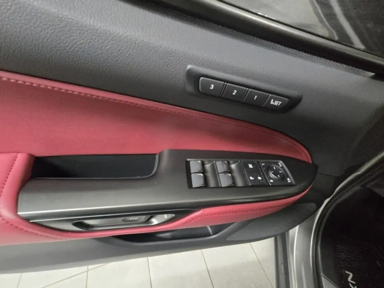 Lexus NX fotografie Lexus NX