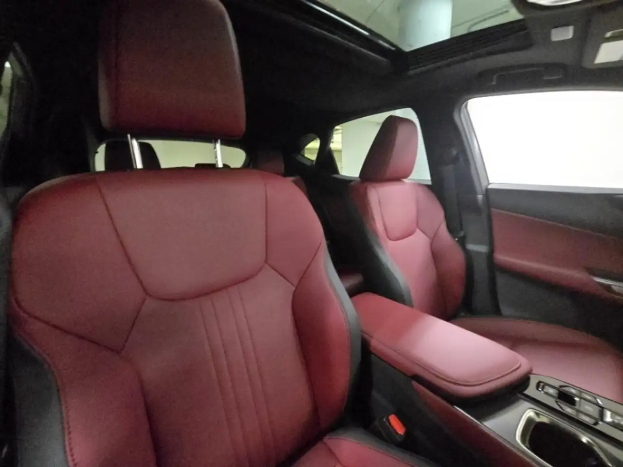 Lexus NX fotografie Lexus NX