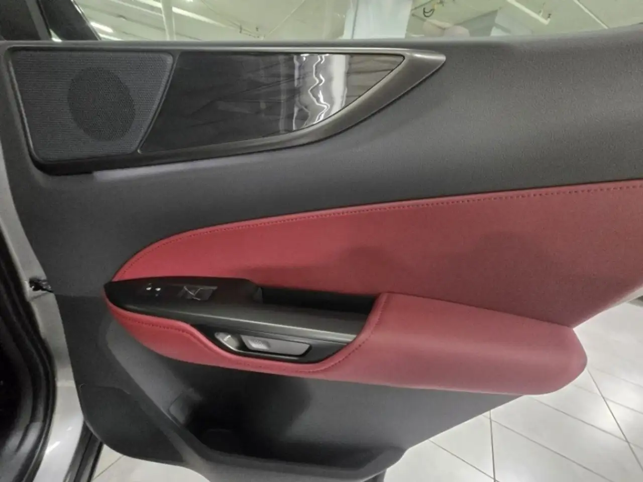 Lexus NX fotografie Lexus NX