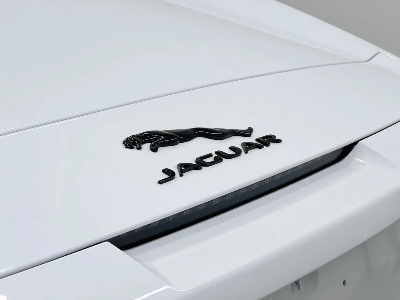 Jaguar F-Type снимка Jaguar F-Type