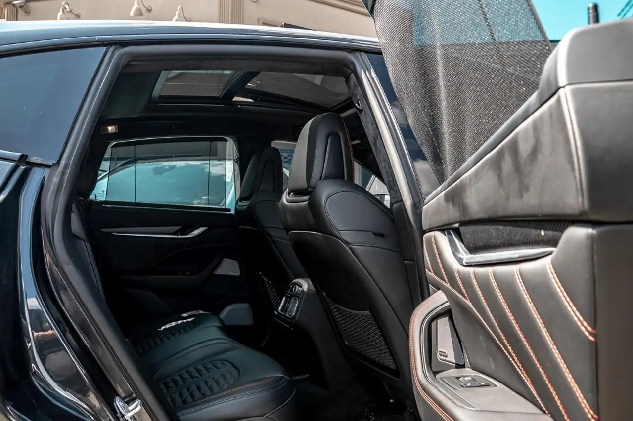 Maserati Levante снимка Maserati Levante