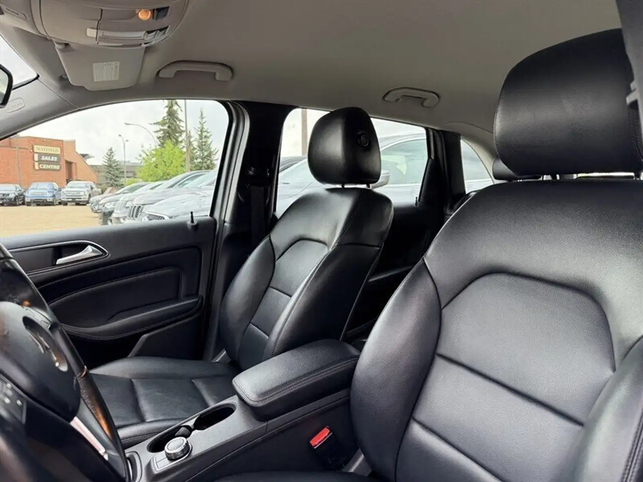 Mercedes-Benz B-Class photo Mercedes-Benz B-Class